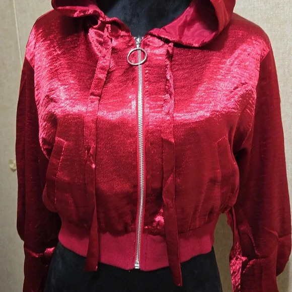 Cropped Jacket - Picture 4 of 6